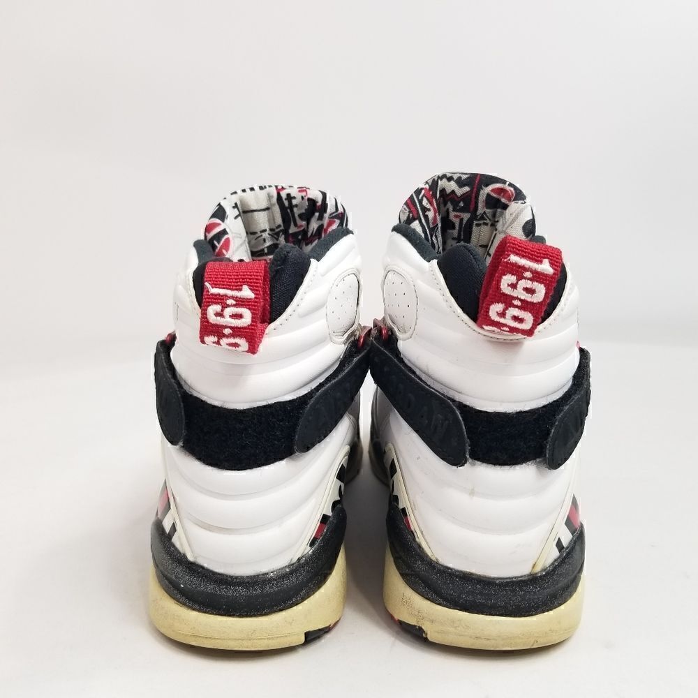 Nike Air Jordan 8 Bugs Bunny Sneakers. Size 7Y or can fit as a Women's Size 8.5 - Picture 8 of 10